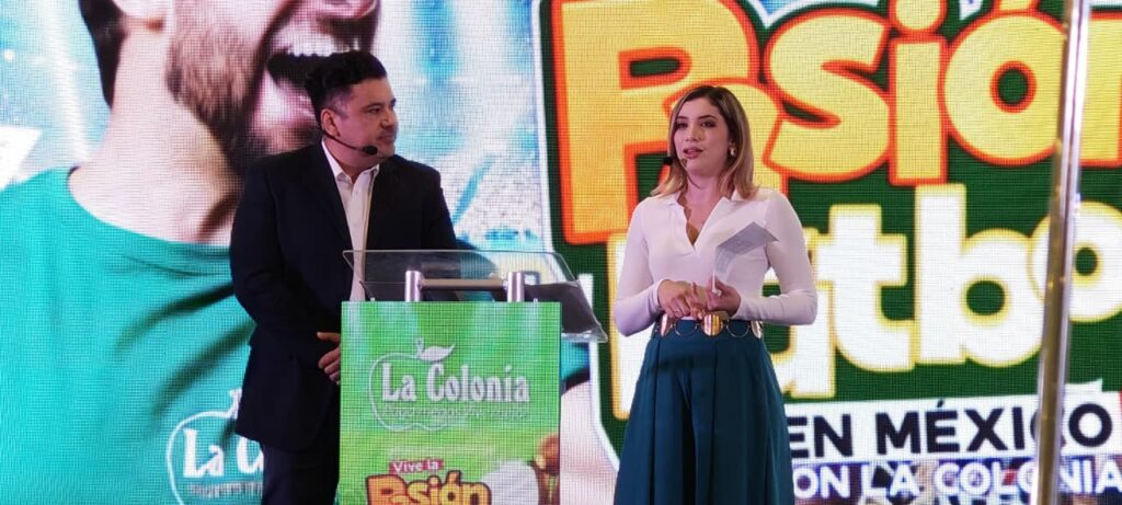 Vive la pasión del fútbol en México con La Colonia