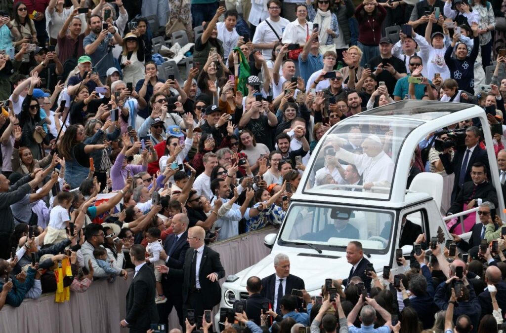 El Papa en la catequesis: “María, modelo de la Iglesia, la mujer icono del Misterio”