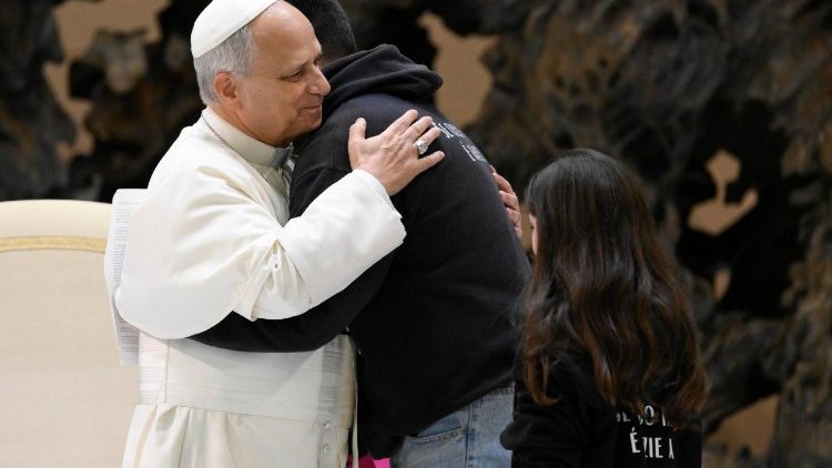El Papa a un joven “inquieto”: el tiempo es un maestro y cura todo