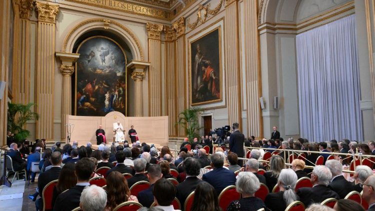 León XIV a la comunidad de Villa Nazareth: Un semillero del pensamiento cristiano