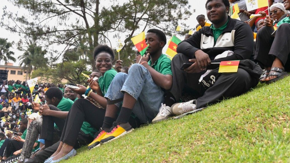 León XIV a los jóvenes de África Occidental: «No son una juventud sacrificada»