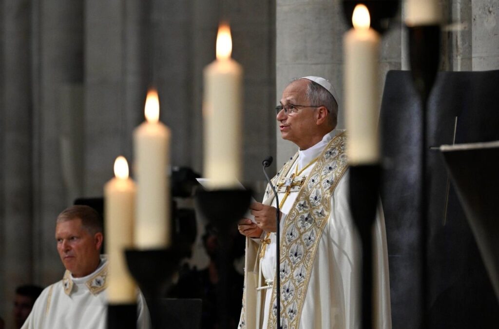 La reconstrucción de Notre-Dame sea modelo de acogida y participación